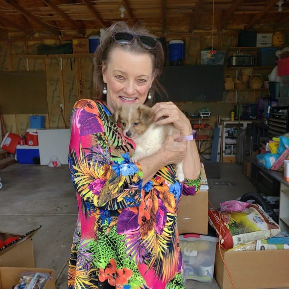 Meet your Posher, Rhonda - Picture 2 of 2